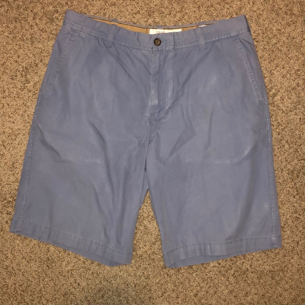 Men’s Izod light blue shorts